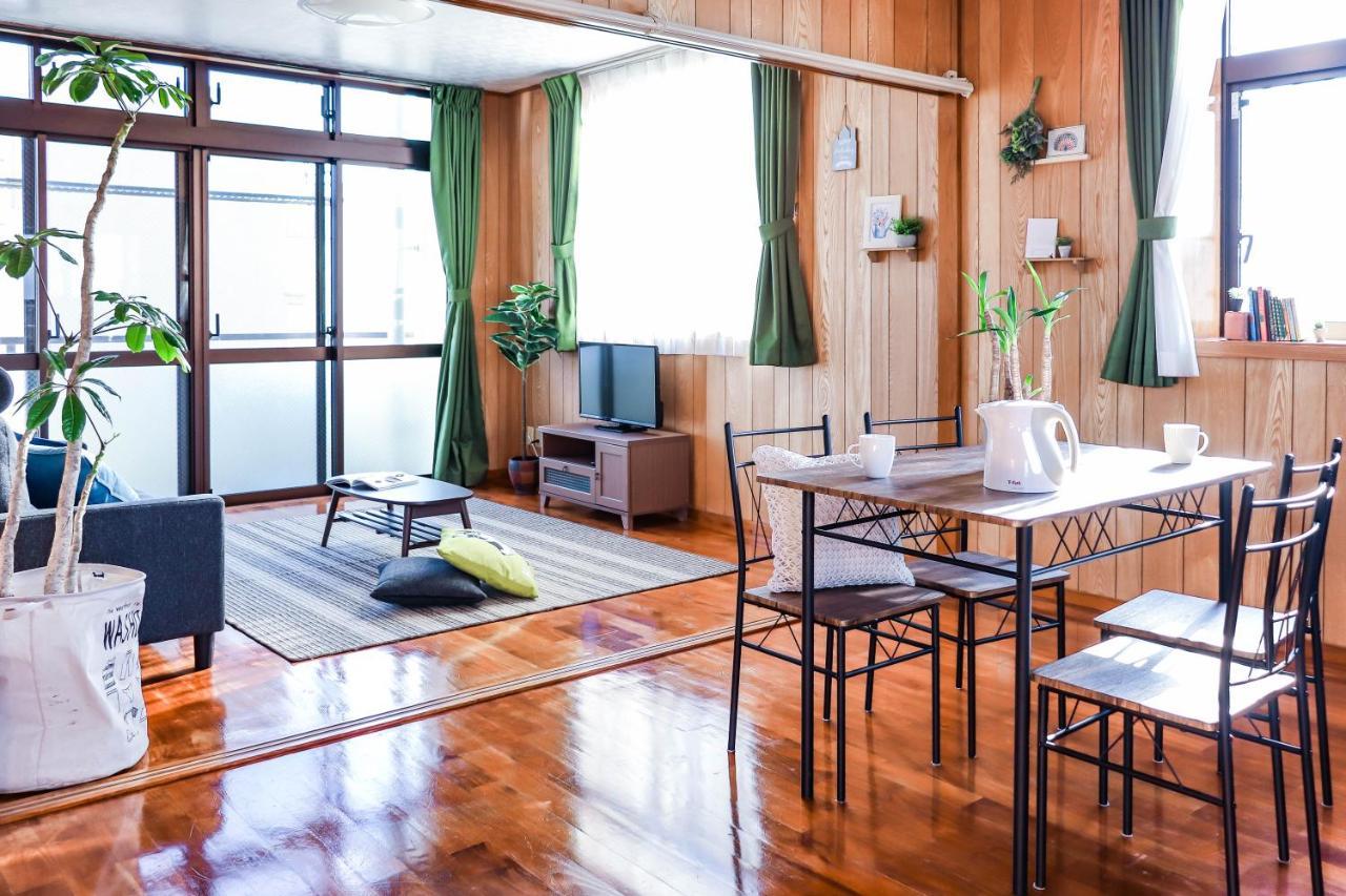 Condominium Hotel Mihama Upi Chatan Zimmer foto